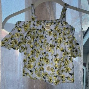 ❌SOLD❌ Beautiful Zara Daisy Girl’s Flower Top